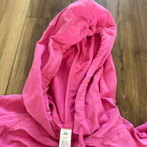 ALO Yoga womens Pink hooded cropped Hoodie size small - Picture 4 of 6